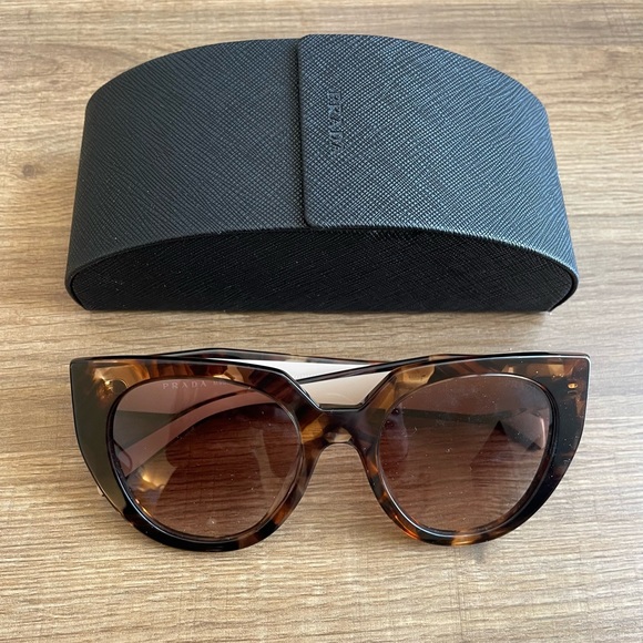 Prada Accessories - Prada Cat Eye SPR14WS - Brown